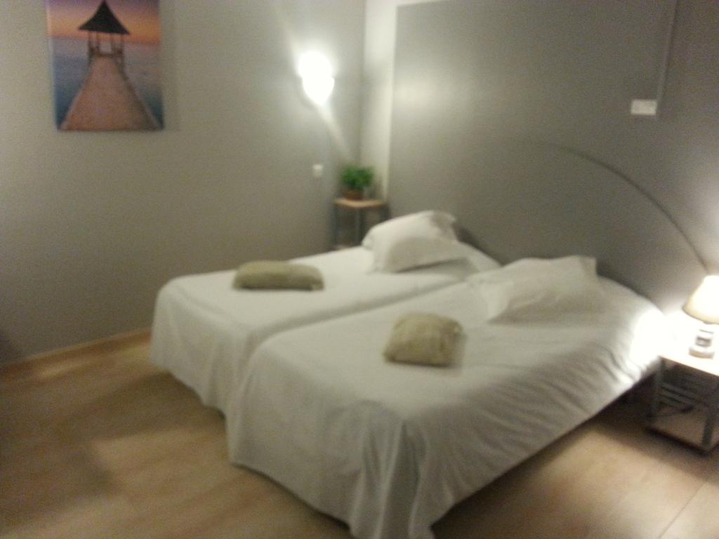 Hotel Du Lion D'Or Marmande Buitenkant foto