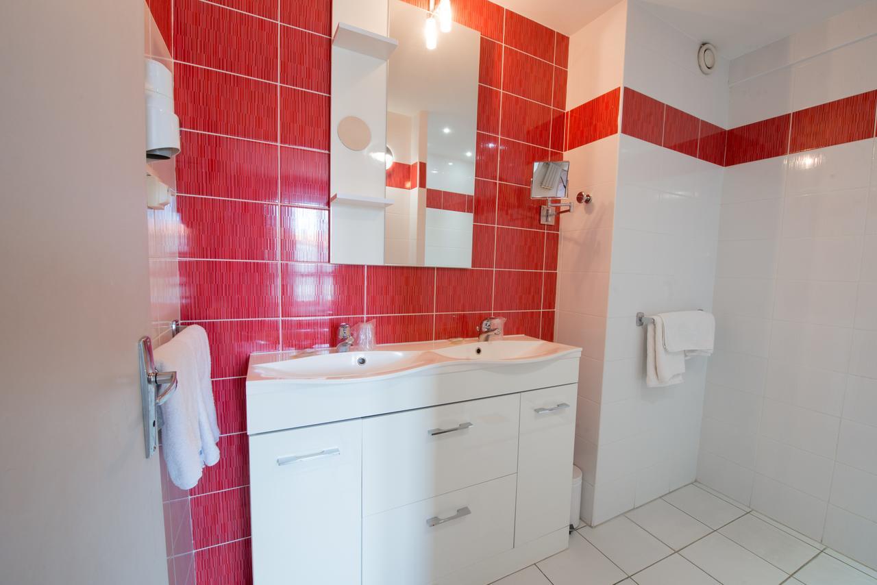 Hotel Du Lion D'Or Marmande Buitenkant foto