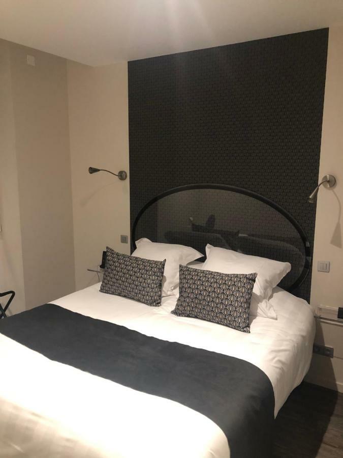 Hotel Du Lion D'Or Marmande Buitenkant foto