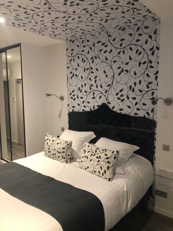 Hotel Du Lion D'Or Marmande Buitenkant foto