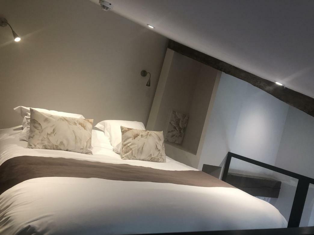 Hotel Du Lion D'Or Marmande Buitenkant foto